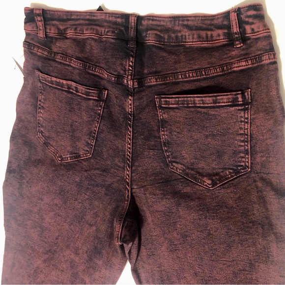 Straight leg jeans in beautiful color - Picture 4 of 8